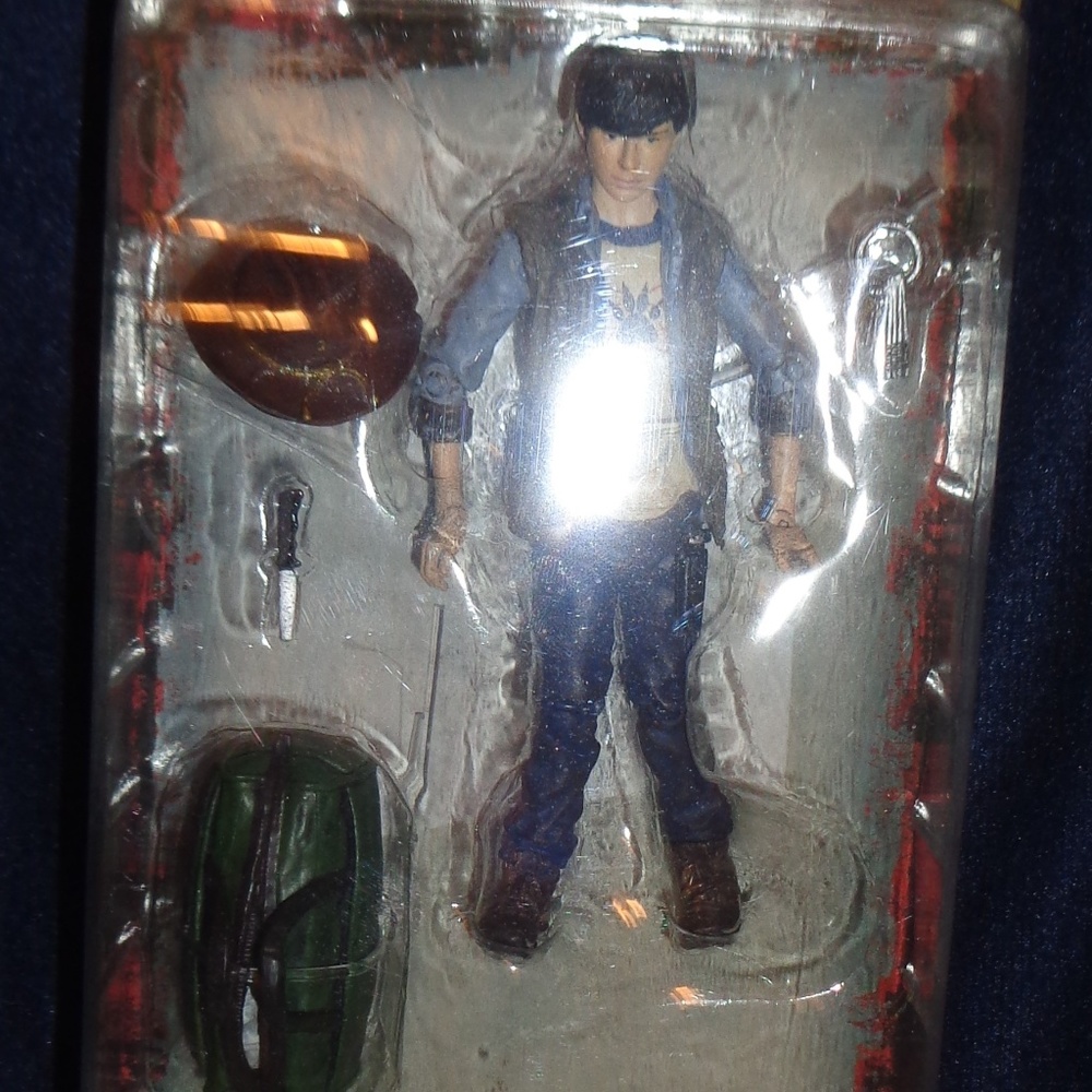 McFarlane Toys AMC The Walking Dead Tv Series 4 Carl Grimes 5'' Action Figure